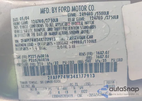 2004 Ford Crown Victoria Lx z USA, uszkodzony, nr VIN 2FAFP74W34X177913